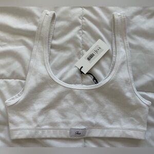 Aritzia TNA White Scoopneck Bra